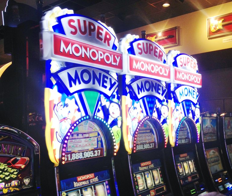 Monopoly slot machine