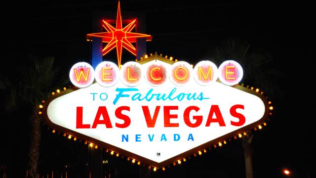 Inside Las Vegas Casinos: How Dealer Errors Are Handled