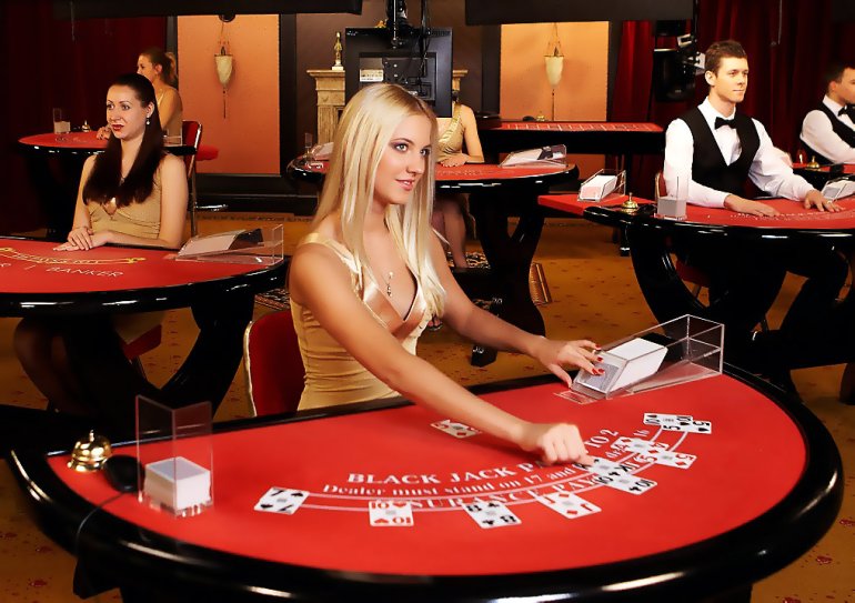 Dealer girl in a live online casino